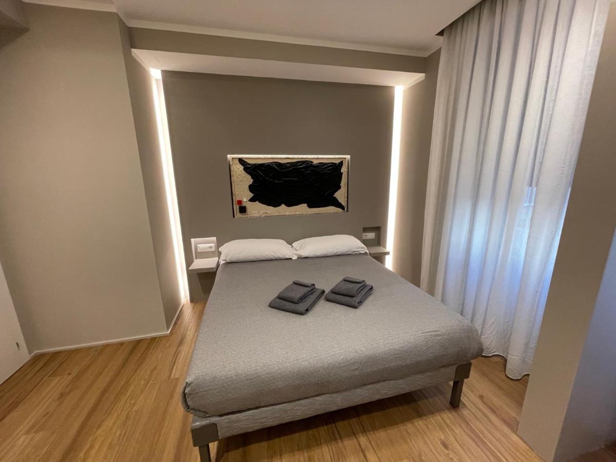 Lucrino 45 By Ale Hotel Рим Екстериор снимка